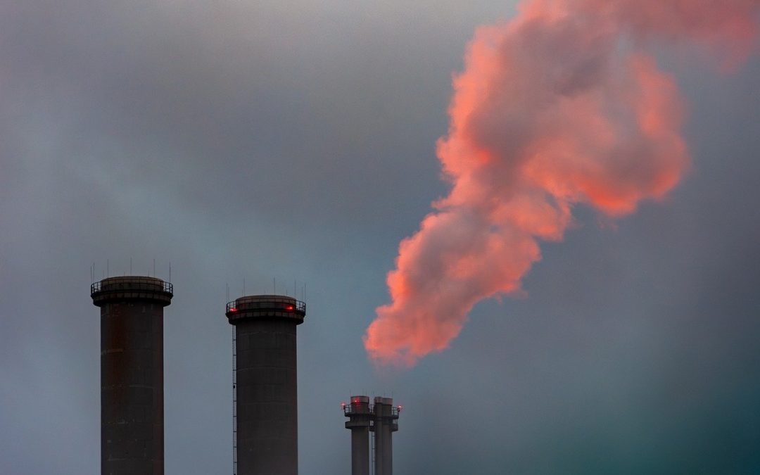 Dinas Damkar Berau Bantu Kecelakaan di Pelabuhan