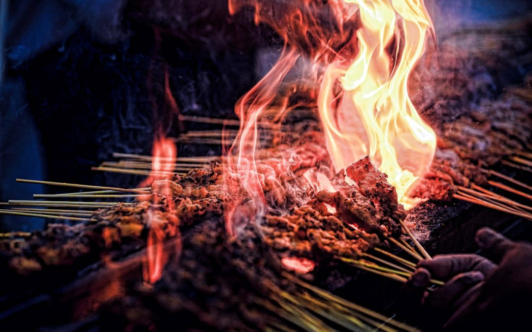 Dinas Damkar Berau Selamatkan Korban di Jalan Protokol